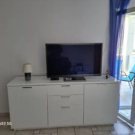 Jadranko In A Quiet Environment Near The Center And The Appartement