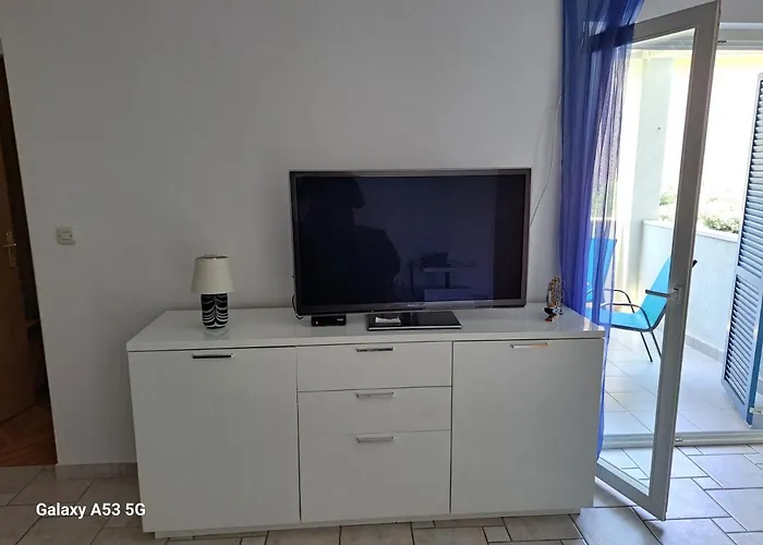 Jadranko In A Quiet Environment Near The Center And The Apartman