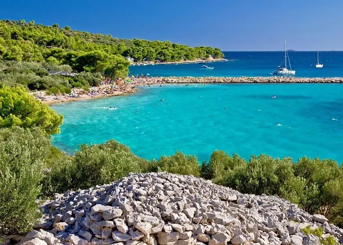 Jadranko In A Quiet Environment Near The Center And The Apartman *