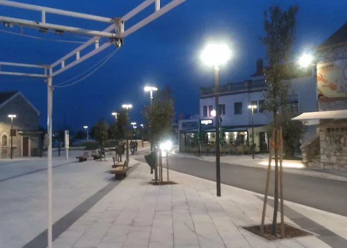 Jadranko In A Quiet Environment Near The Center And The Appartement *