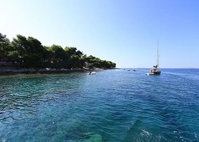 Jadranko In A Quiet Environment Near The Center And The Apartman *