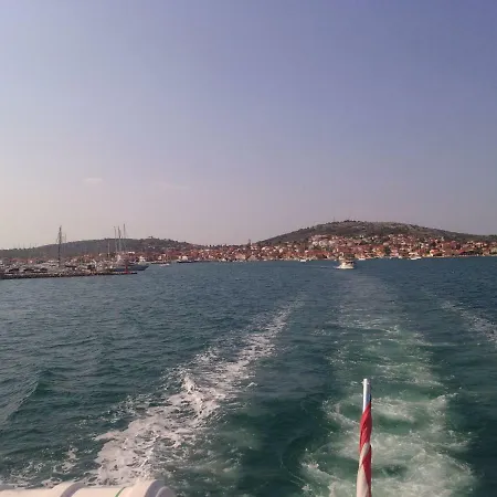 Appartamento Jadranko In A Quiet Environment Near The Center And The *