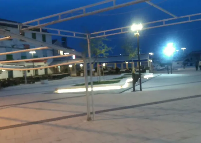 Jadranko In A Quiet Environment Near The Center And The * Murter